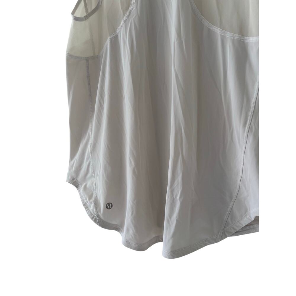 Lululemon White Racerback Athletic Tank Top Women’s Size XL Built In Mesh 80 - Picture 8 of 8